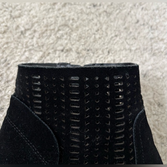 Crown Vintage Ankle Booties - Picture 8 of 10